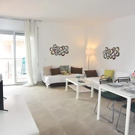 Rnet - Les Marines Gregal Apartment